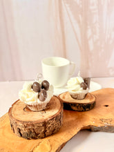 Cargar imagen en el visor de la galería, Mini Cup Cake - Vela de Soya Artesanal (Set de 6)