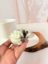 Cargar imagen en el visor de la galería, Mini Cup Cake - Vela de Soya Artesanal (Set de 6)
