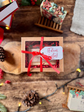 Cargar imagen en el visor de la galería, Cajita con Ventana + Jabón Artesanal – Deluxe, de Colección o Facial