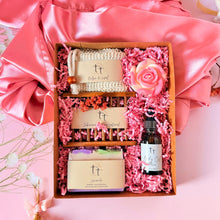 Cargar imagen en el visor de la galería, All ‘n One Gift Box – Regalo Artesanal para Cuidado Diario | Tt atelier