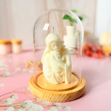 Cargar imagen en el visor de la galería, Vela Madonna – Vela de Soya en Domo de Cristal Transparente