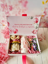 Cargar imagen en el visor de la galería, Happy Birthday Box – Regalo Artesanal para Cumpleaños