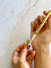 Cargar imagen en el visor de la galería, Pen Nail & Cuticules – Reparador de Uñas & Cutículas