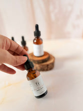 Cargar imagen en el visor de la galería, Glow Elixir Facial – Hidratación & Luminosidad