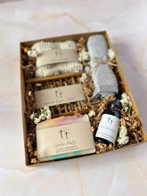 Cargar imagen en el visor de la galería, All ‘n One Gift Box – Regalo Artesanal para Cuidado Diario | Tt atelier
