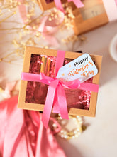 Cargar imagen en el visor de la galería, Sugar Whipped Soap &amp; Lip Gloss Gift Set
