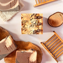 Cargar imagen en el visor de la galería, Coffee – Jabón Artesanal Exfoliante &amp; Energizante
