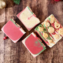 Cargar imagen en el visor de la galería, Golden Ornaments – Navidad Tradicional &amp; Toques Dorados
